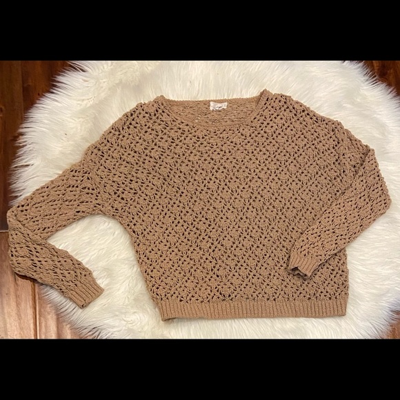Women's Nicole Miller sweater - Picture 2 of 3
